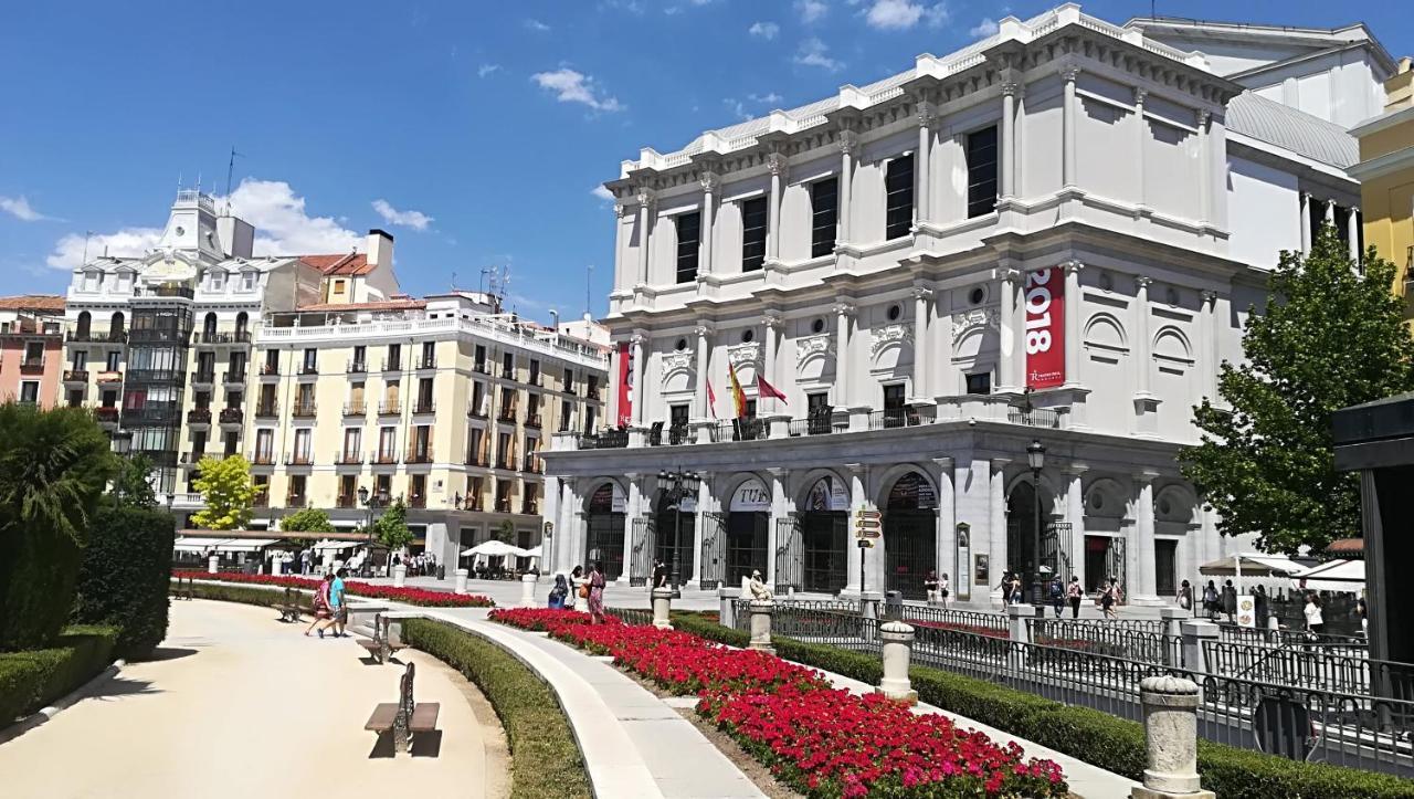 Villa "Luna De Segovia" Leganés Exterior foto