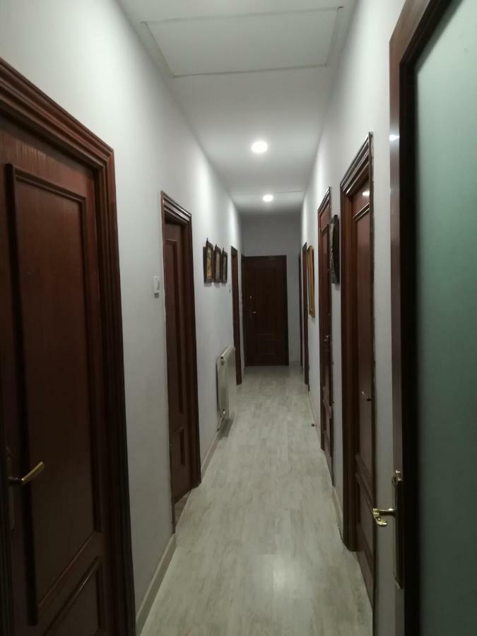 Villa "Luna De Segovia" Leganés Exterior foto